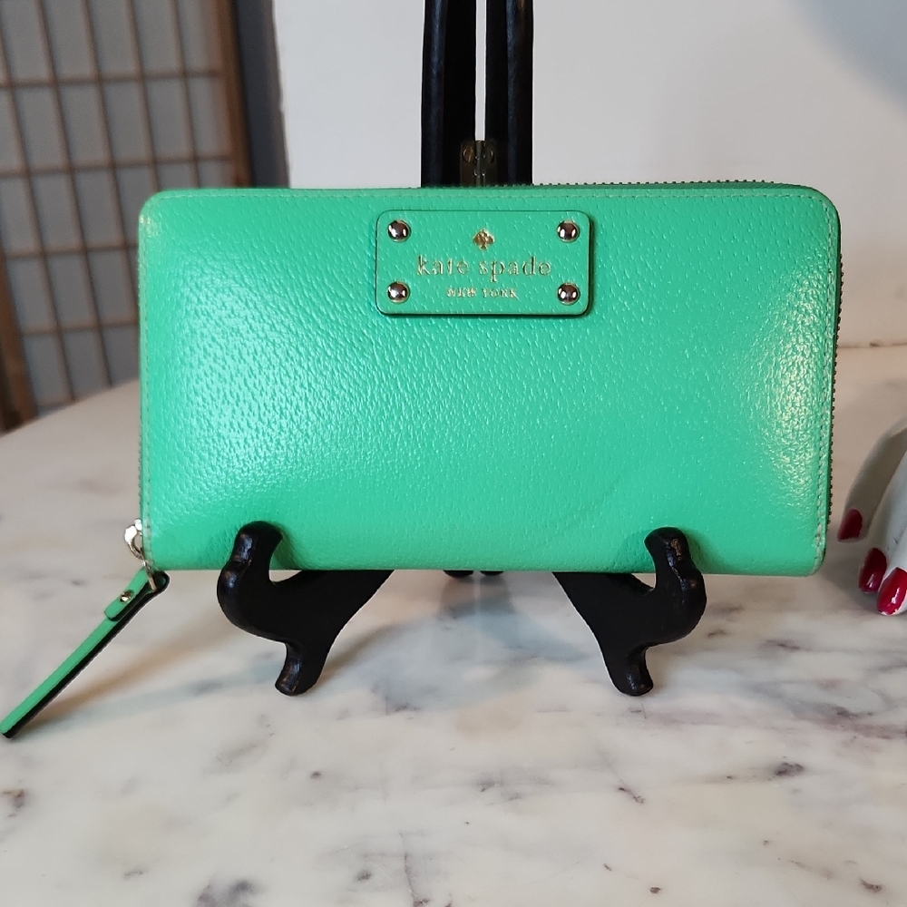 Kate Spade Neon Green Zip Wallet